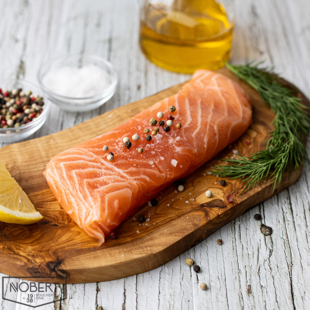 Pavé de saumon canadien avec peau